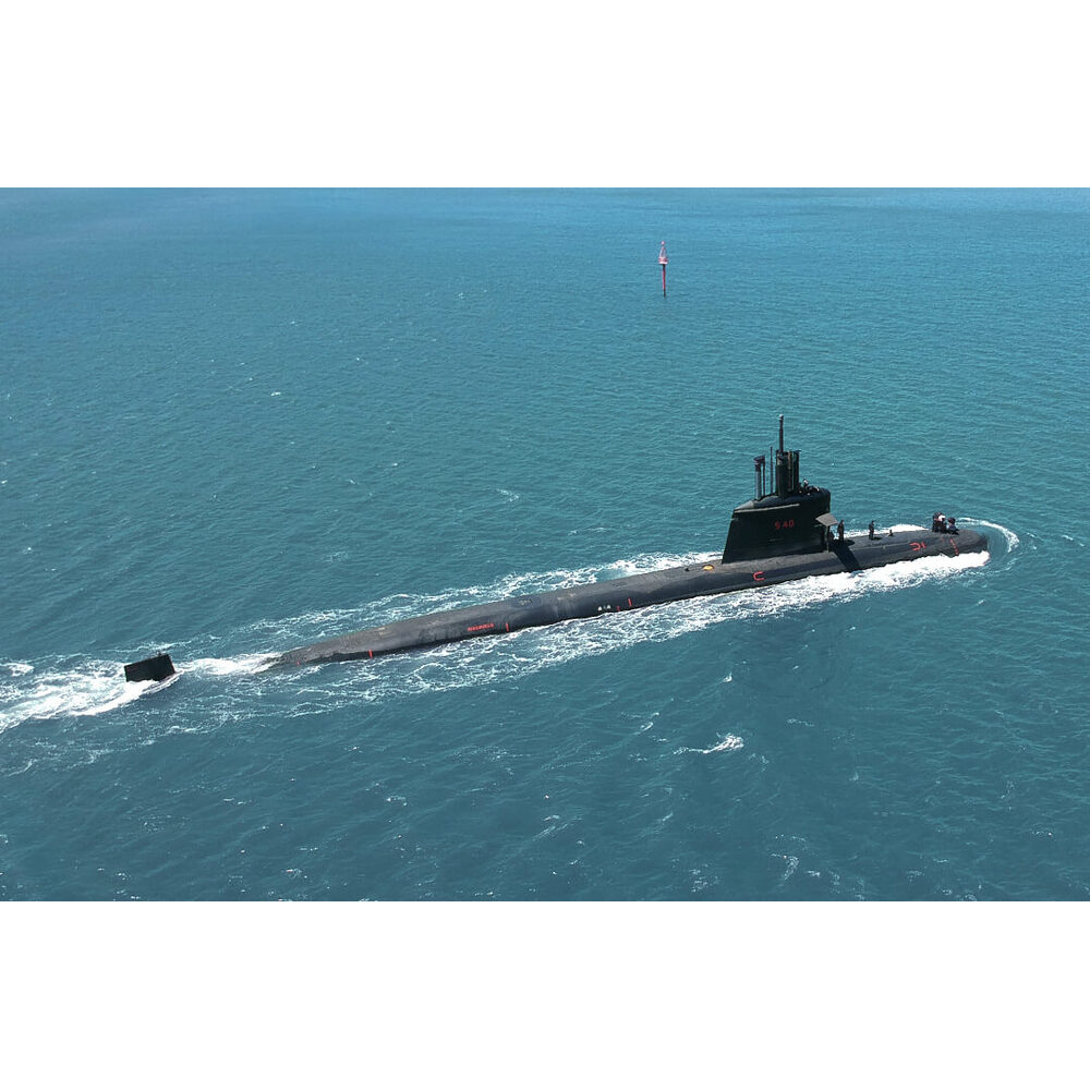 Brazilian Riachuelo Submarine (S40) 30 Inches Model