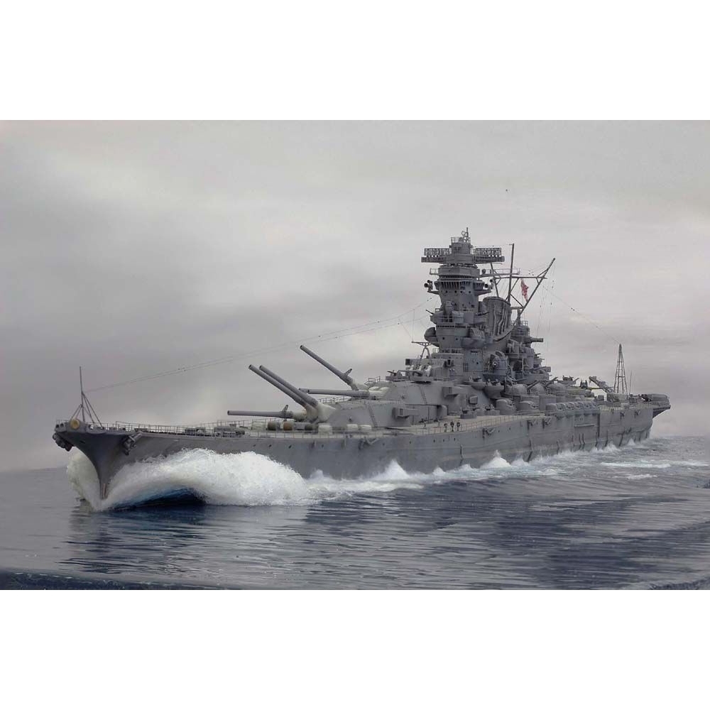 Japanese Yamato Battleship (1941) 30 Inches Model