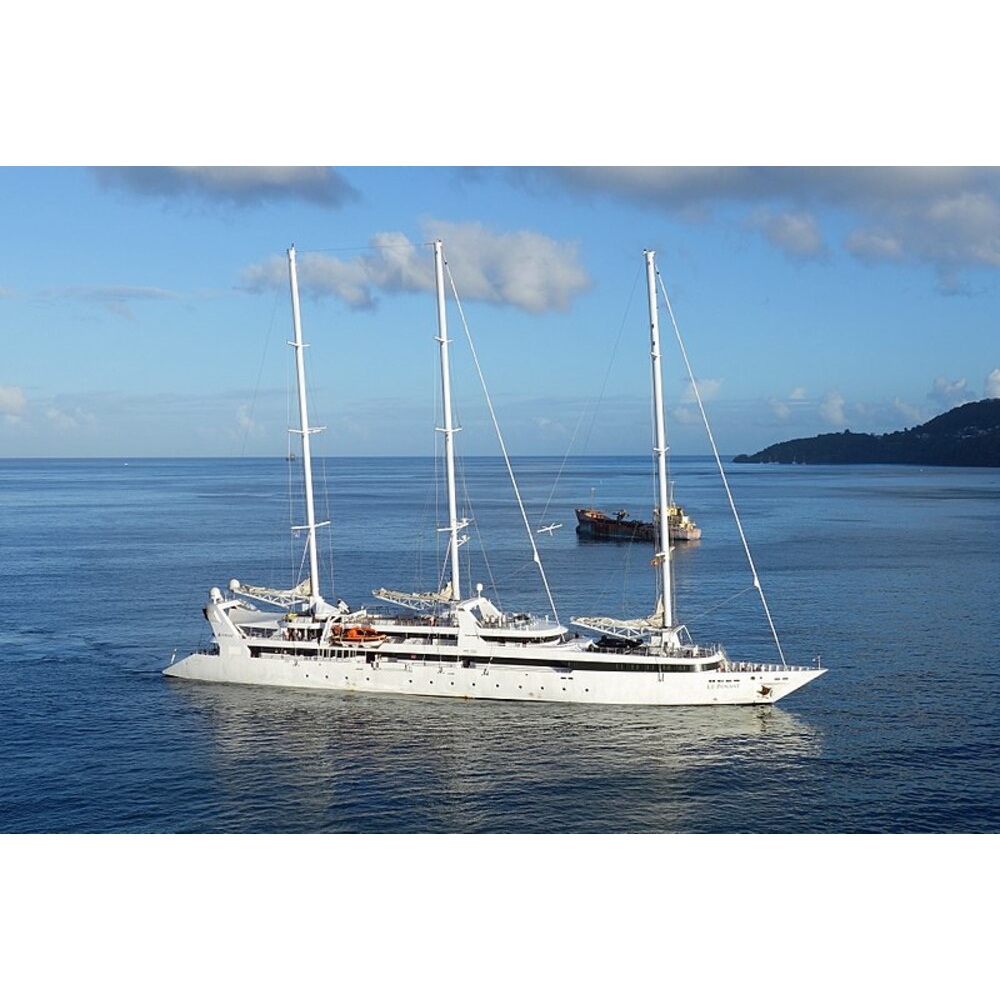 French Le Ponant (Ponant Fleet) 36 Inches Ship Model