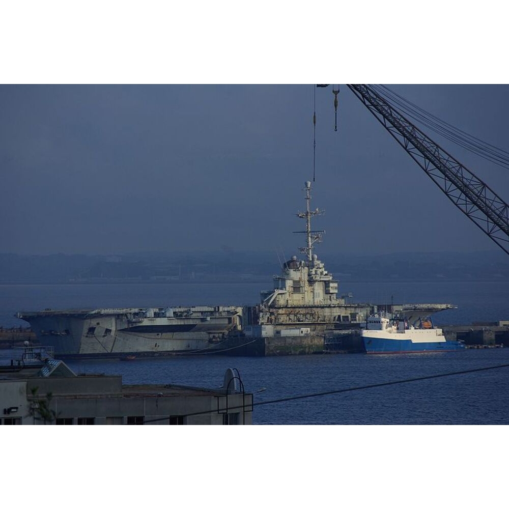 French Clemenceau (R98) 36 Inches Aircraft Carrier Model