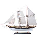 Lynx Painted Tall Ship Model Captain Line